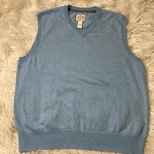 St. John's Bay Mens V Neck Sweater Vest Size L